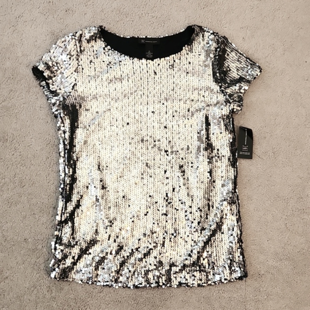 🔥🔥INC International Concepts silver sequin top NWT 2